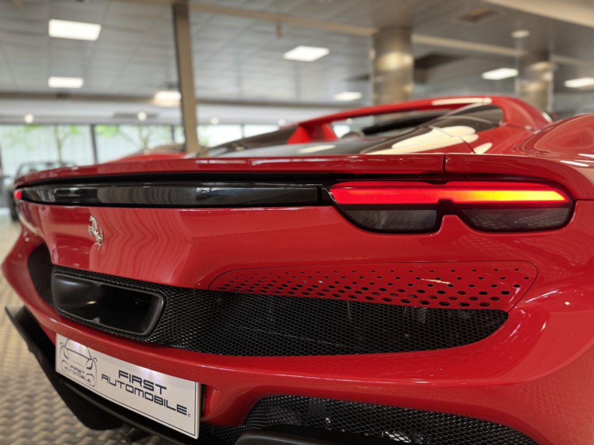 2023 FERRARI 296 GTS 3L0 V6 830CV Hybride