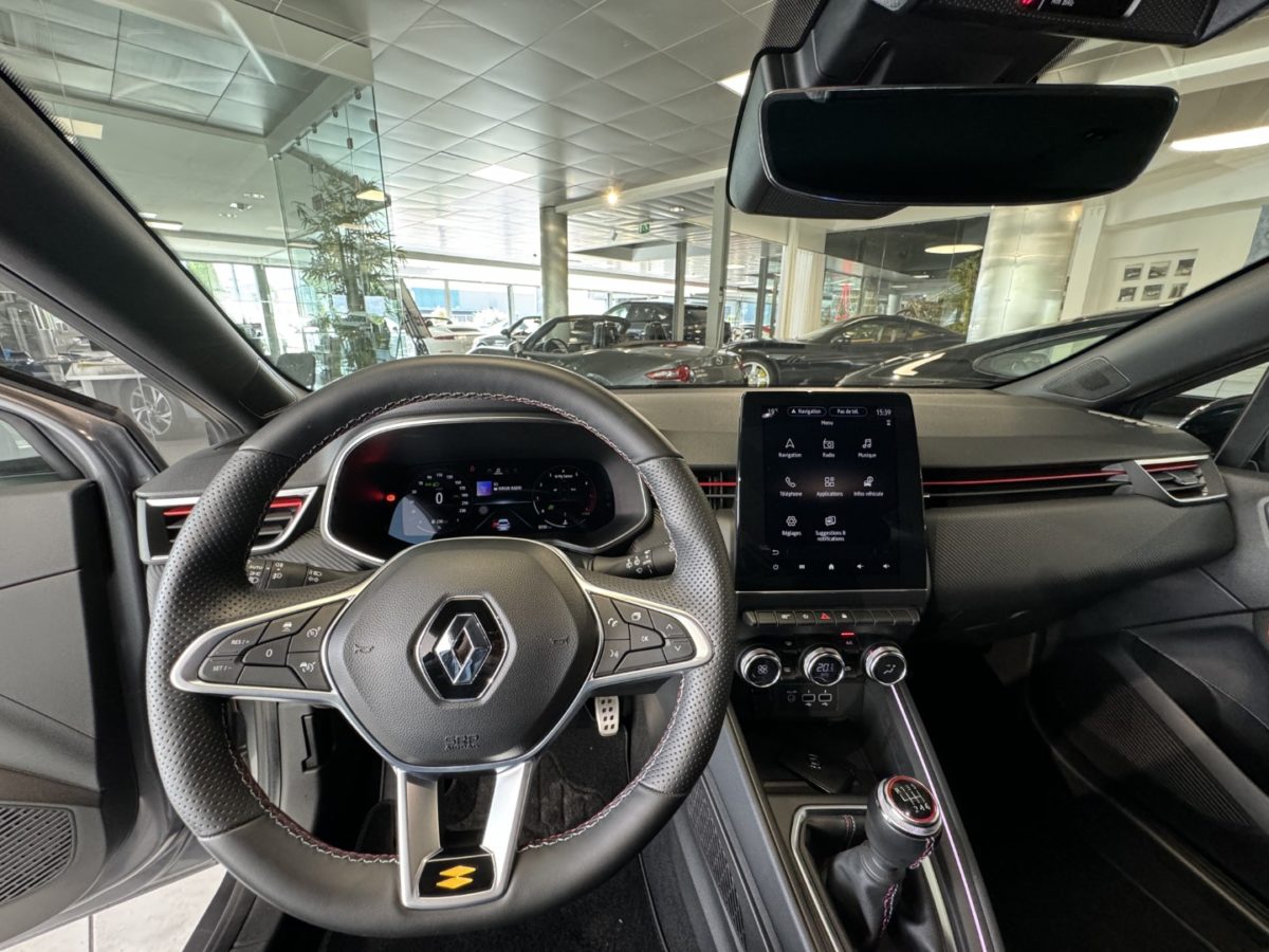 2023 Renault CLIO V RS LINE 1L3 TCE 140CV