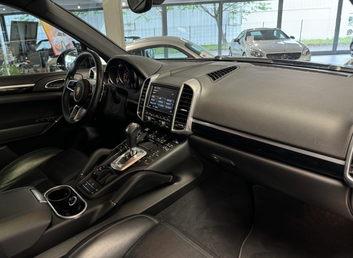 2015 PORSCHE CAYENNE V6 DIESEL 3L0 262CV BVA8 TIPTRONIC