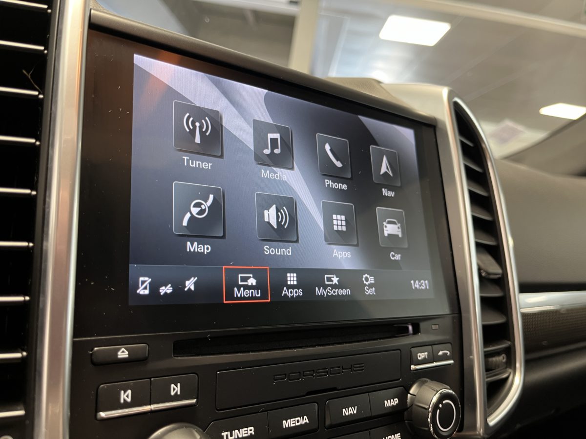 Porsche Cayenne 3.0L 262CH DIESEL PLATINUM EDITION