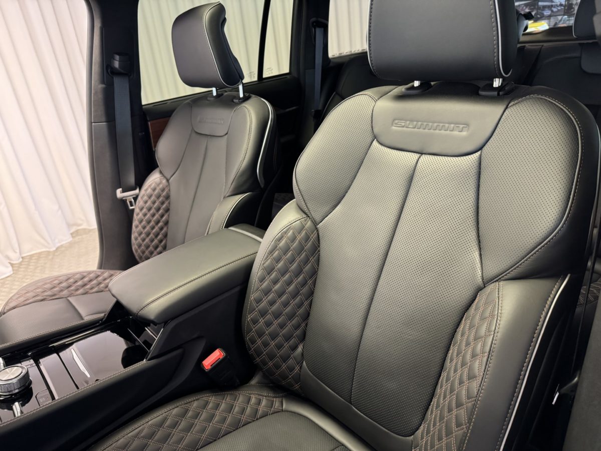 2023 JEEP GRAND CHEROKEE 2.0 T LAUNCH EDITION 380CV 4xe SUMMIT RESERVE