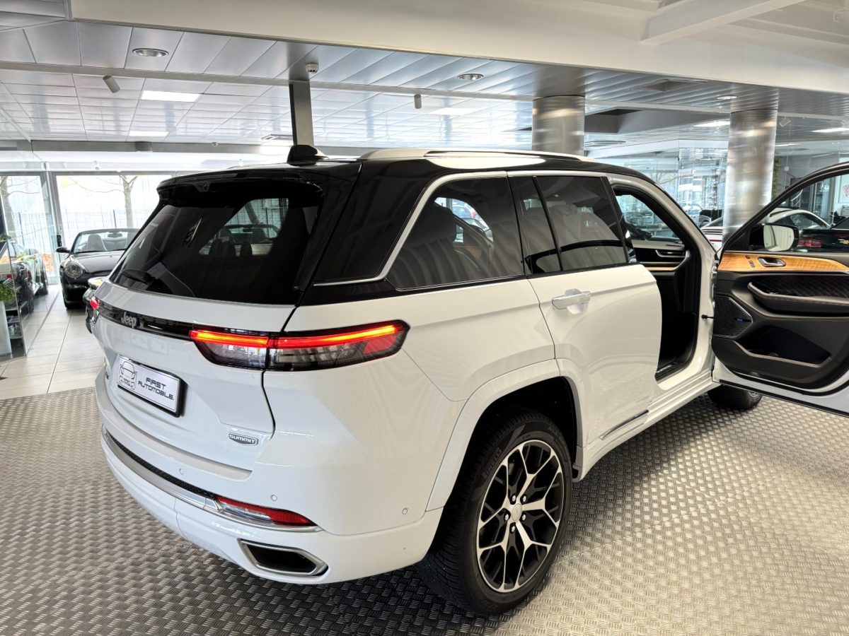 2023 JEEP GRAND CHEROKEE 2.0 T LAUNCH EDITION 380CV 4xe SUMMIT RESERVE