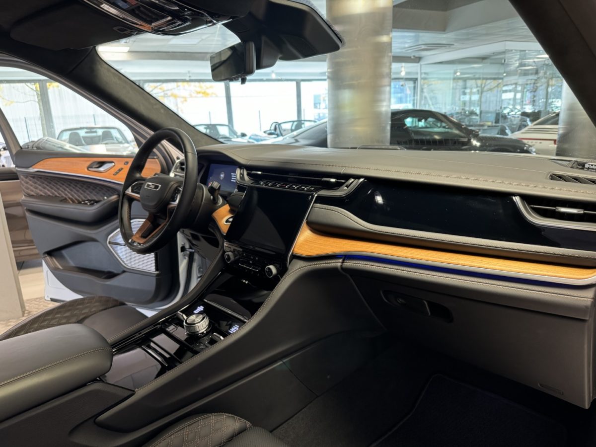 2023 JEEP GRAND CHEROKEE 2.0 T LAUNCH EDITION 380CV 4xe SUMMIT RESERVE