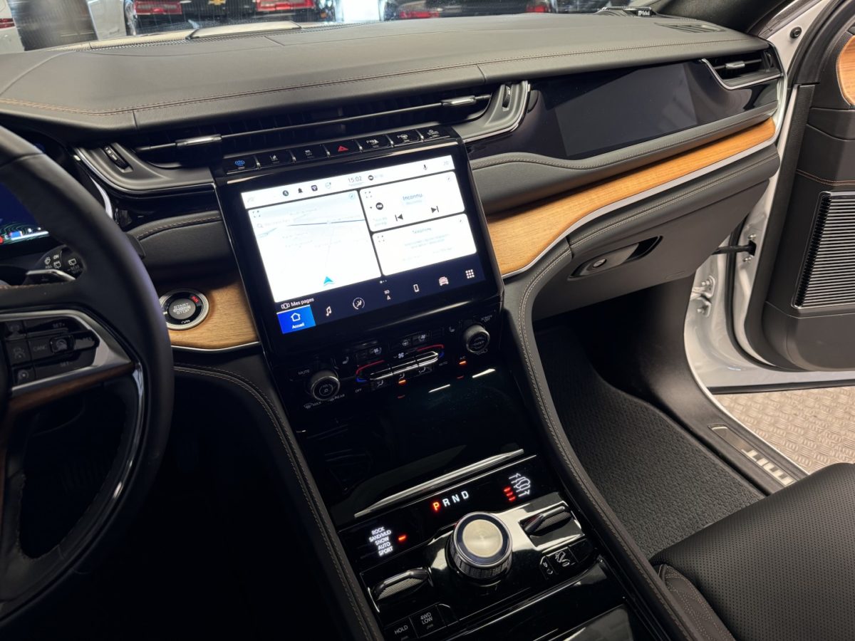 2023 JEEP GRAND CHEROKEE 2.0 T LAUNCH EDITION 380CV 4xe SUMMIT RESERVE