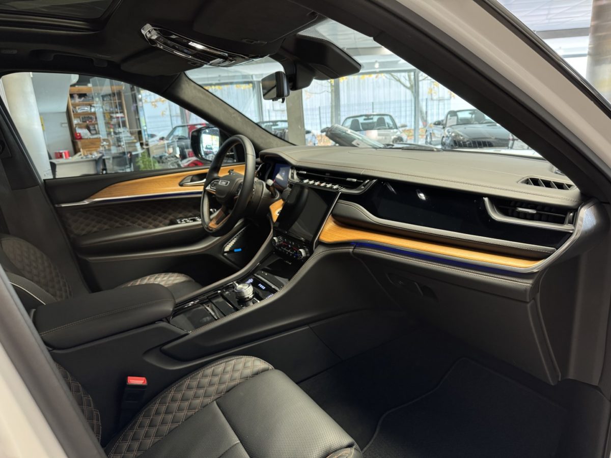 2023 JEEP GRAND CHEROKEE 2.0 T LAUNCH EDITION 380CV 4xe SUMMIT RESERVE