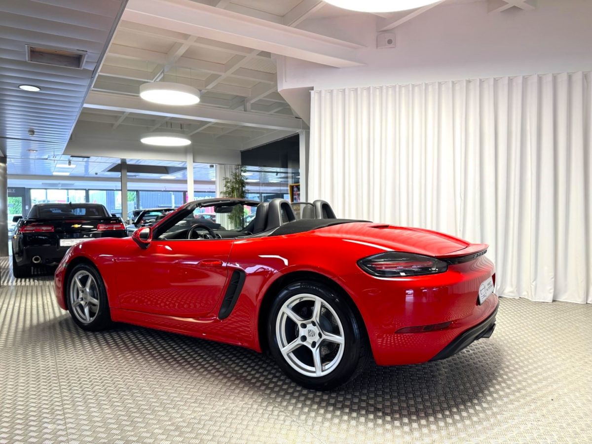 2017 PORSCHE BOXSTER 718 2L0 300CV PDK