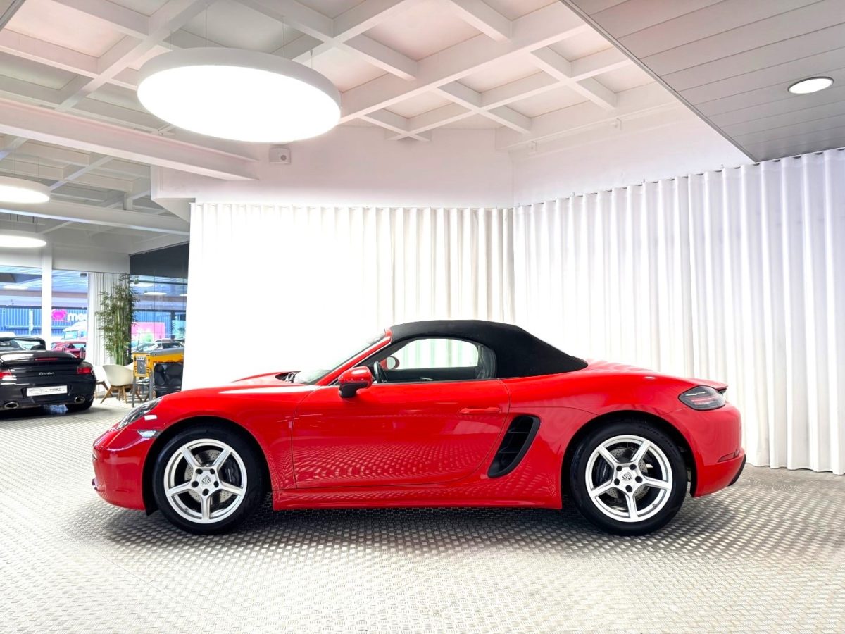 2017 PORSCHE BOXSTER 718 2L0 300CV PDK
