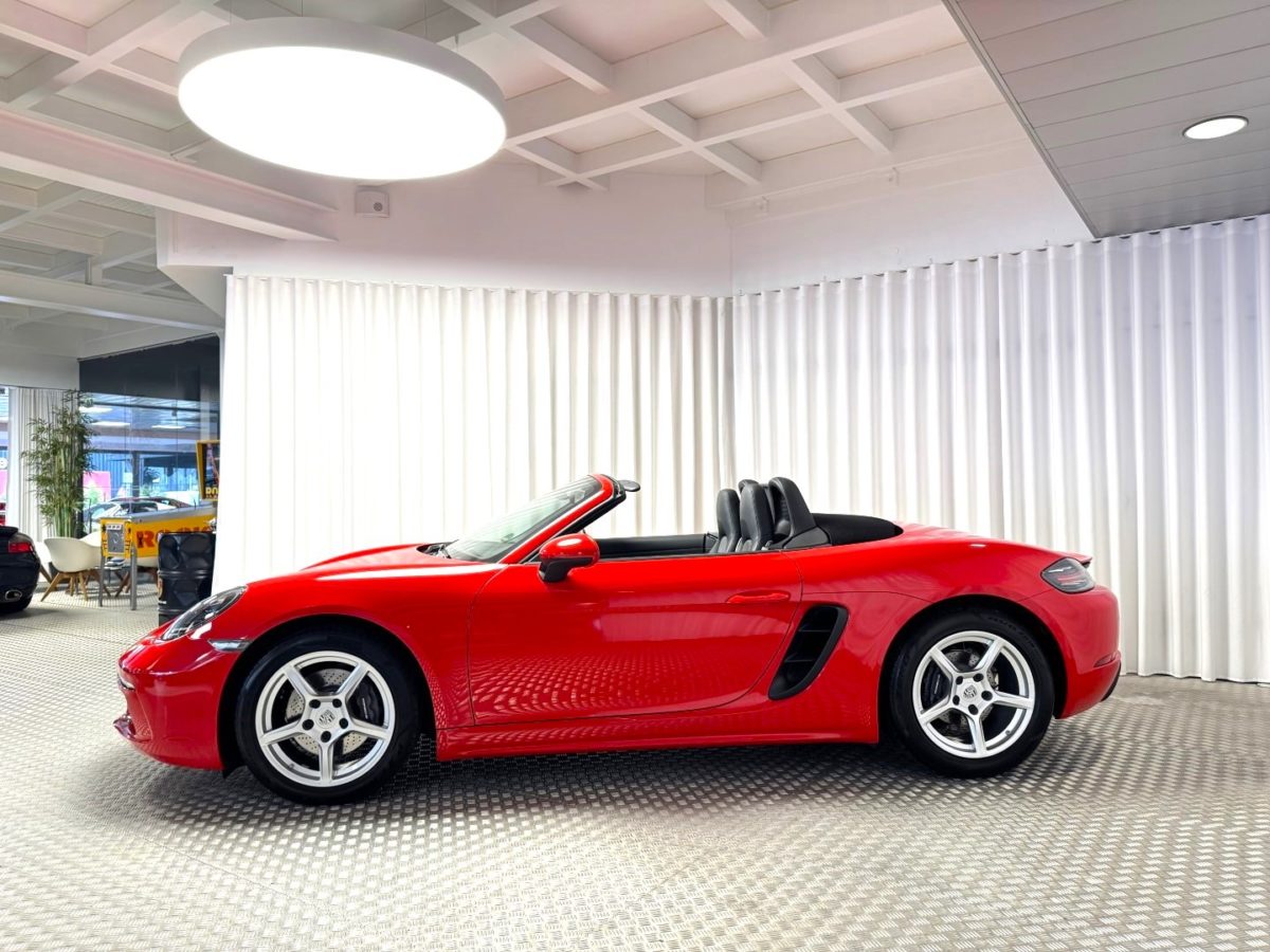 2017 PORSCHE BOXSTER 718 2L0 300CV PDK