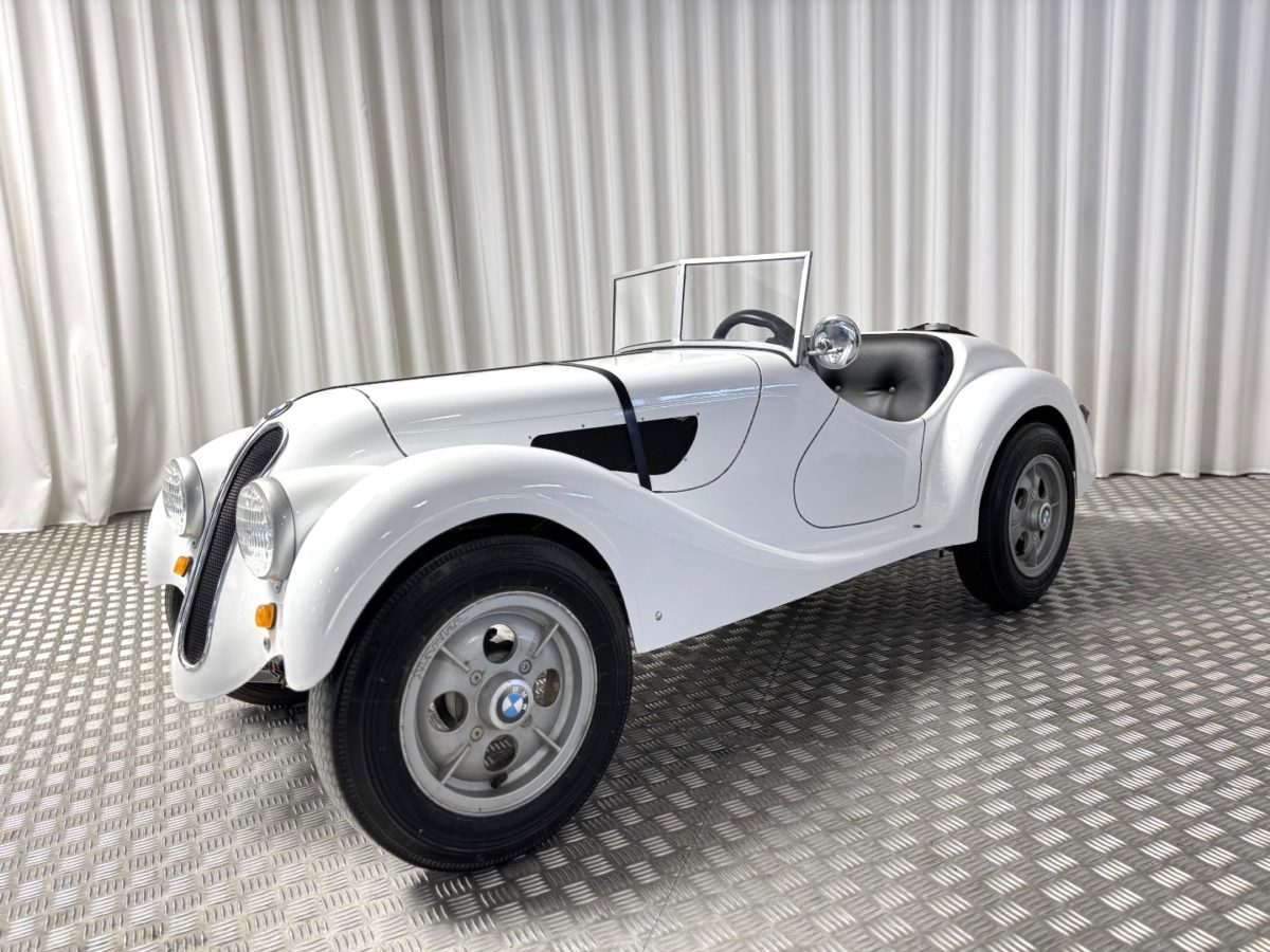 1980 STIMULA “DE LA CHAPELLE” BMW 328 JUNIOR 1/2