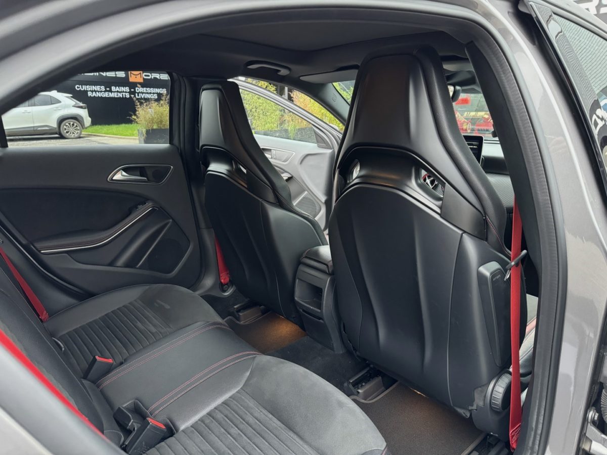 2016 MERCEDES A45 Phase 2 AMG 4MATIC 7G-DCT 381 cv Boîte auto Pack Aero