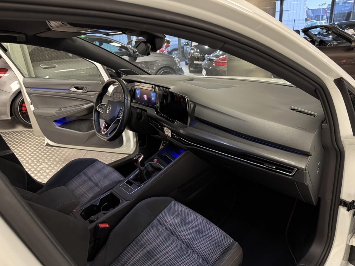 2021 VOLKSWAGEN GOLF VIII 2.0 TSI 245ch GTI BV mécanique BLUE MOTION