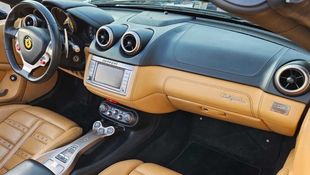 2011 FERRARI CALIFORNIA 4L3 V8 460CV BVA7