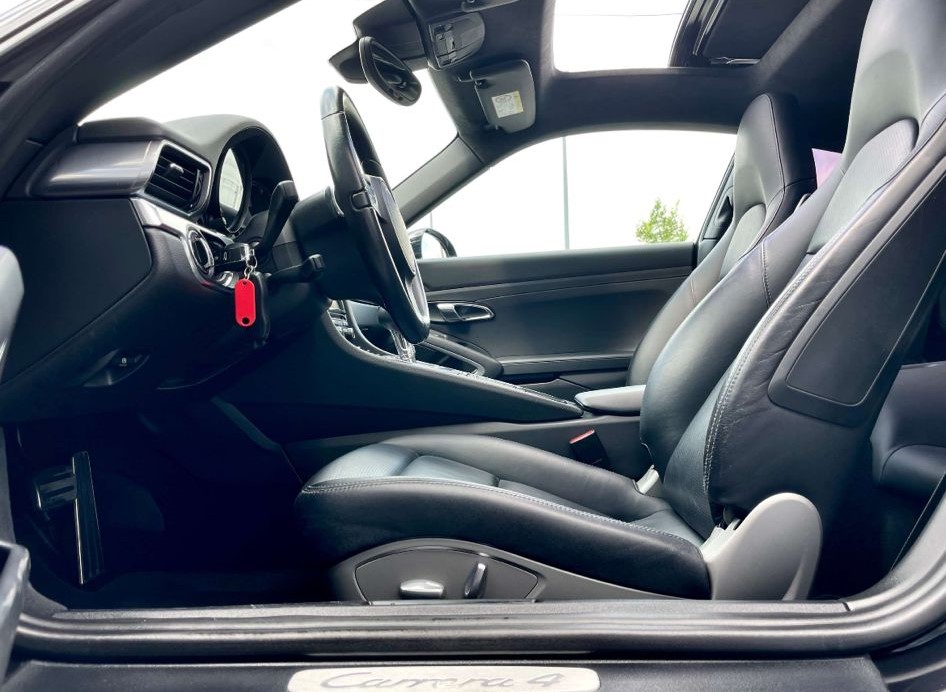 2015 PORSCHE 991 CARRERA 4 3L4 350CV PDK