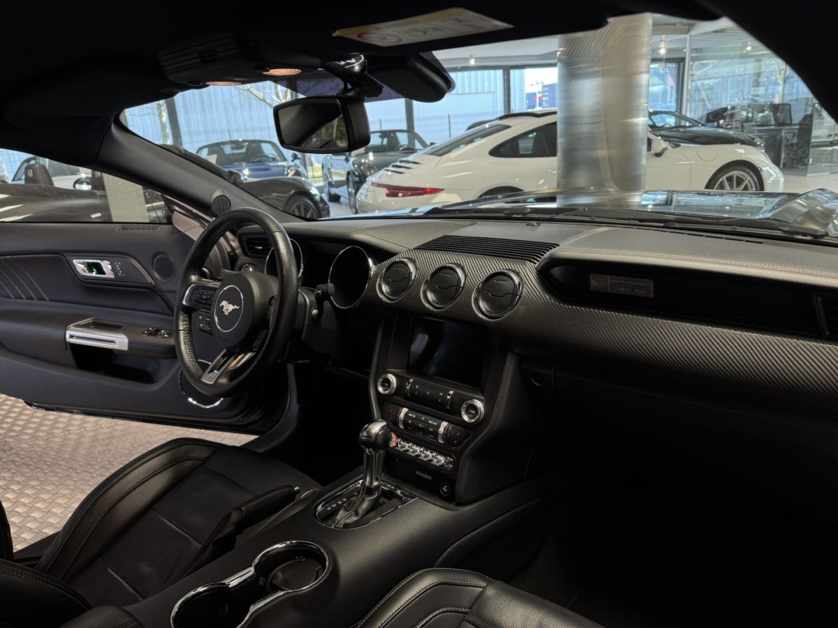 2017 FORD MUSTANG GT Coupé FASTBACK 5L0 V8 421CV BVA6