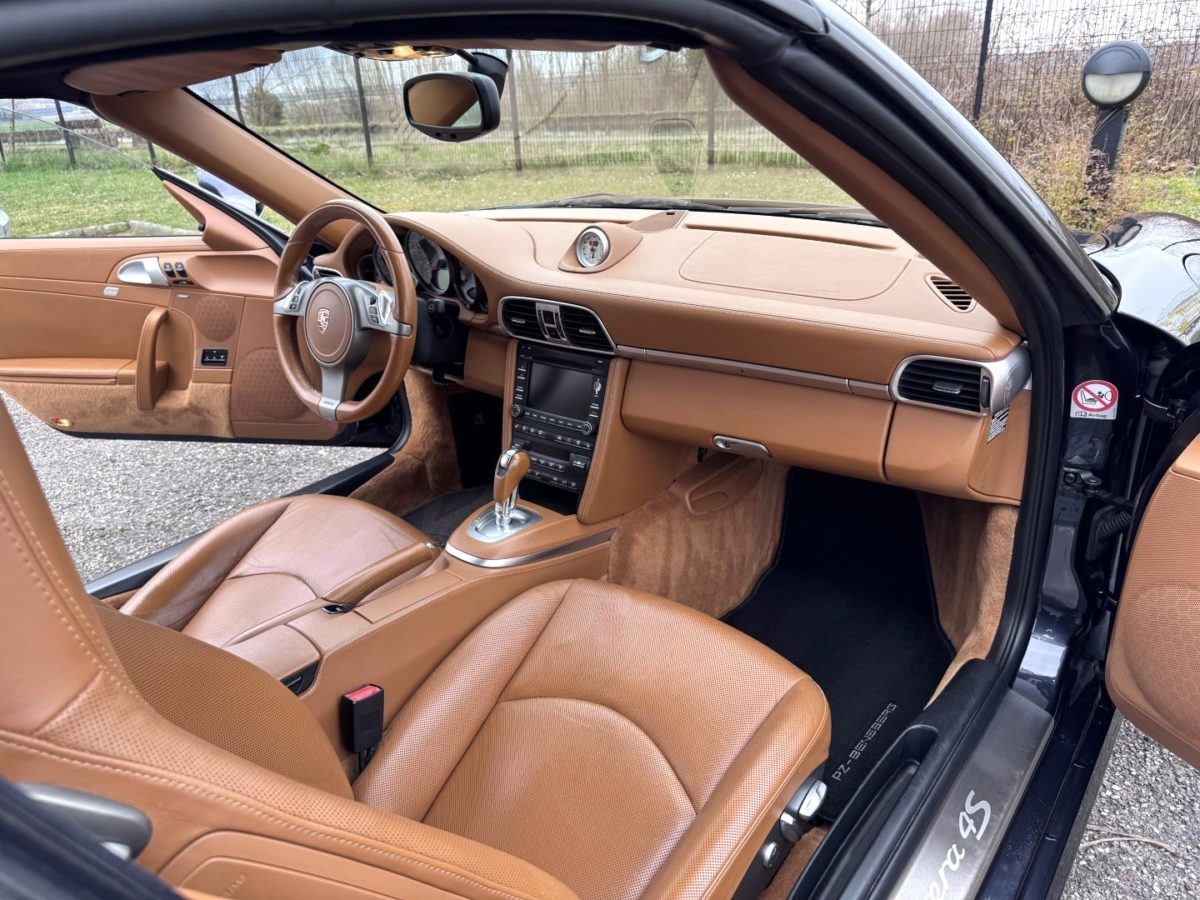 2010 PORSCHE 997 CARRERA 4S CABRIOLET PDK 3L8 385CV PHASE 2