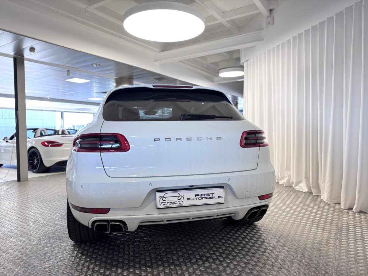 2015 PORSCHE MACAN TURBO 3.6 V6 400 CH PDK