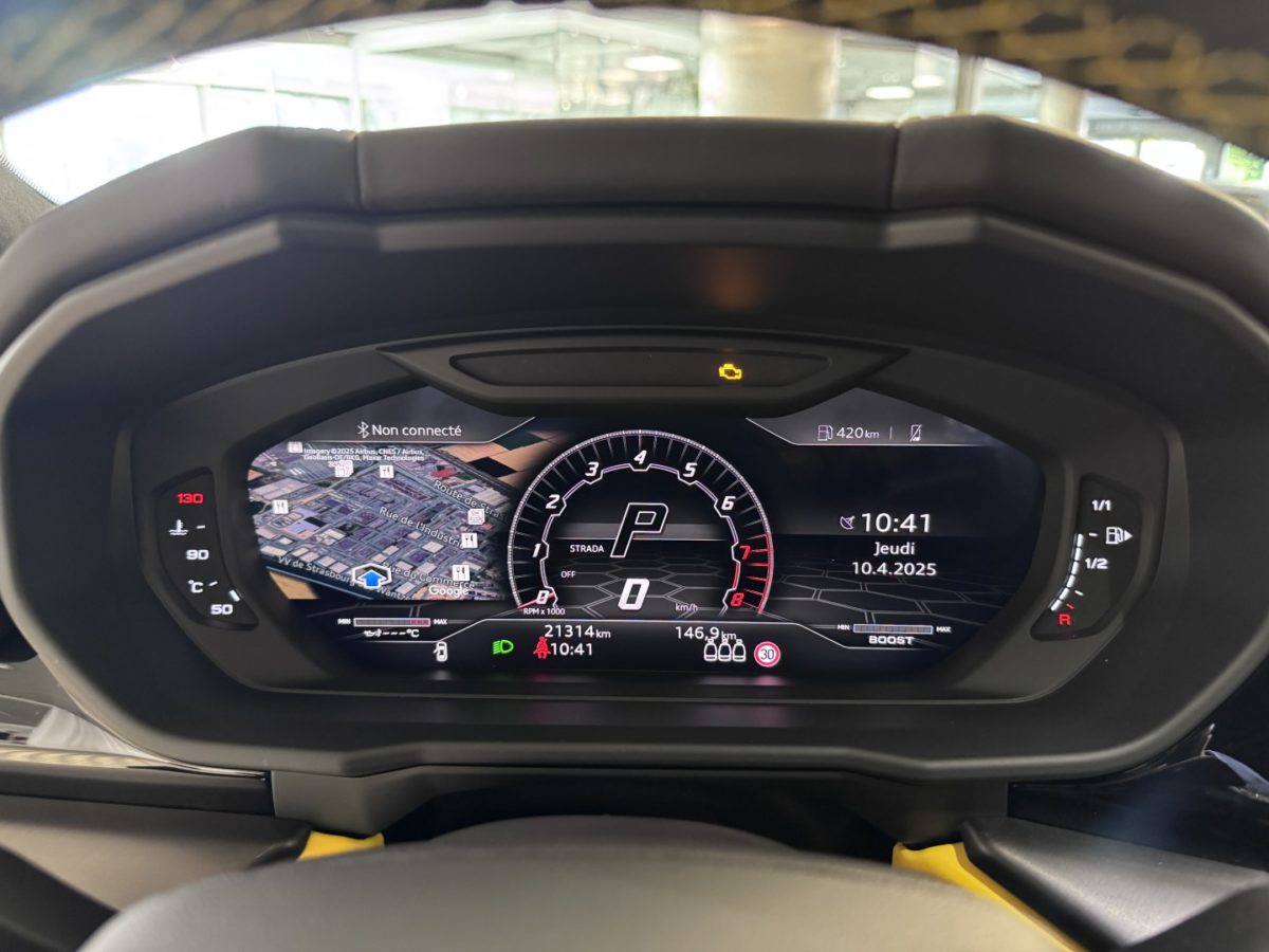 2022 LAMBORGHINI URUS 4L0 V8 650CV BVA8 RACING AKRAPOVIC