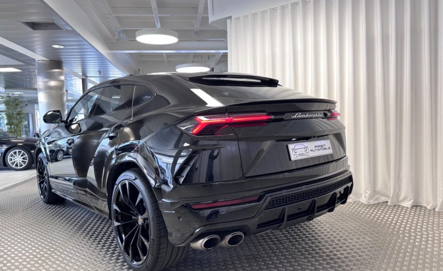 2022 LAMBORGHINI URUS 4L0 V8 650CV BVA8 RACING AKRAPOVIC