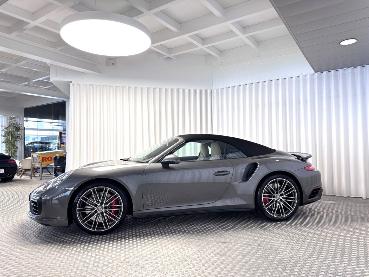 2016 PORSCHE 991 TURBO CABRIOLET PHASE 2 PDK 3.8 Litres 540CV