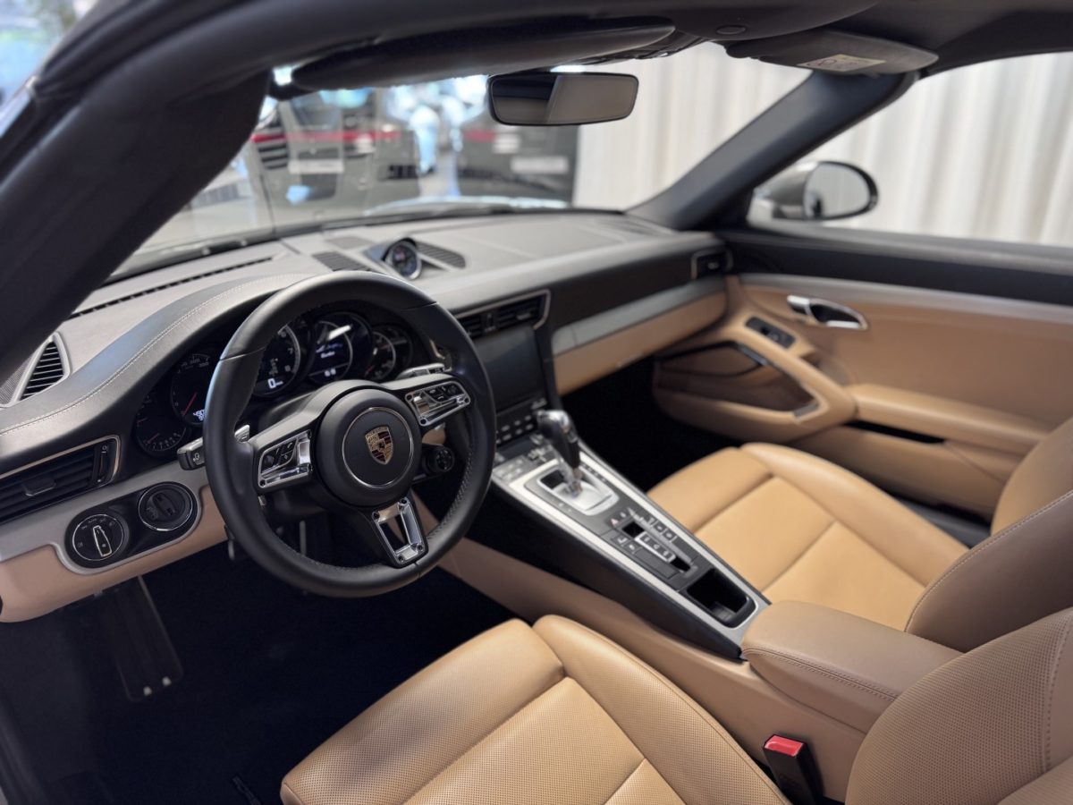 2016 PORSCHE 991 TURBO CABRIOLET PHASE 2 PDK 3.8 Litres 540CV