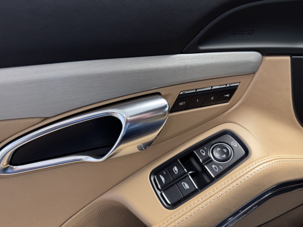 2016 PORSCHE 991 TURBO CABRIOLET PHASE 2 PDK 3.8 Litres 540CV