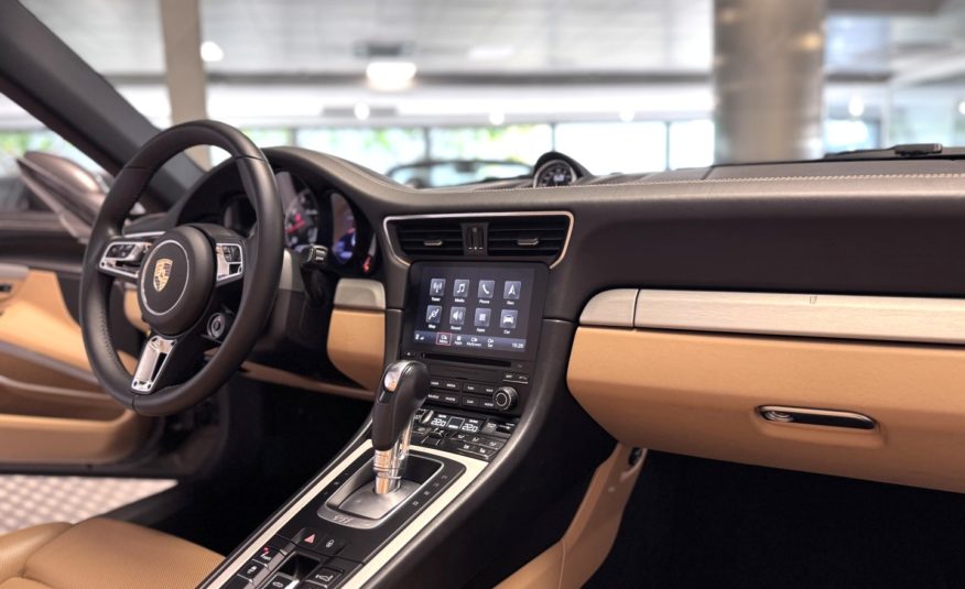 2016 PORSCHE 991 TURBO CABRIOLET PHASE 2 PDK 3.8 Litres 540CV