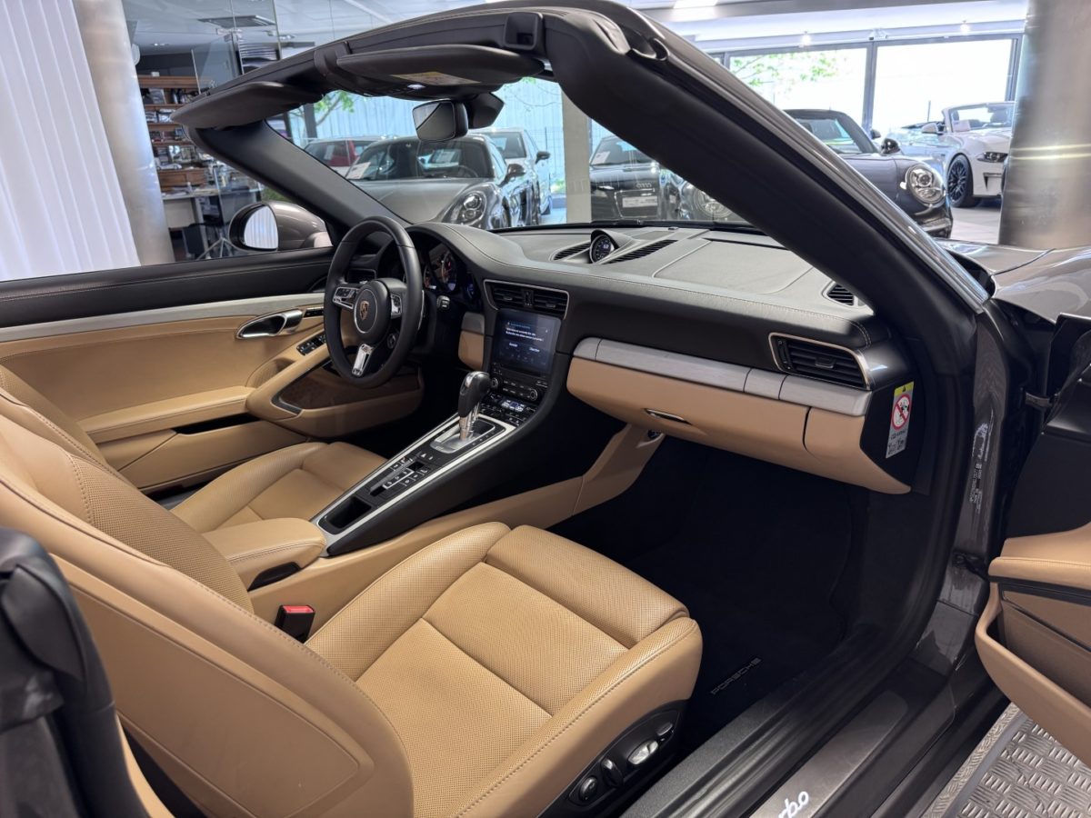 2016 PORSCHE 991 TURBO CABRIOLET PHASE 2 PDK 3.8 Litres 540CV