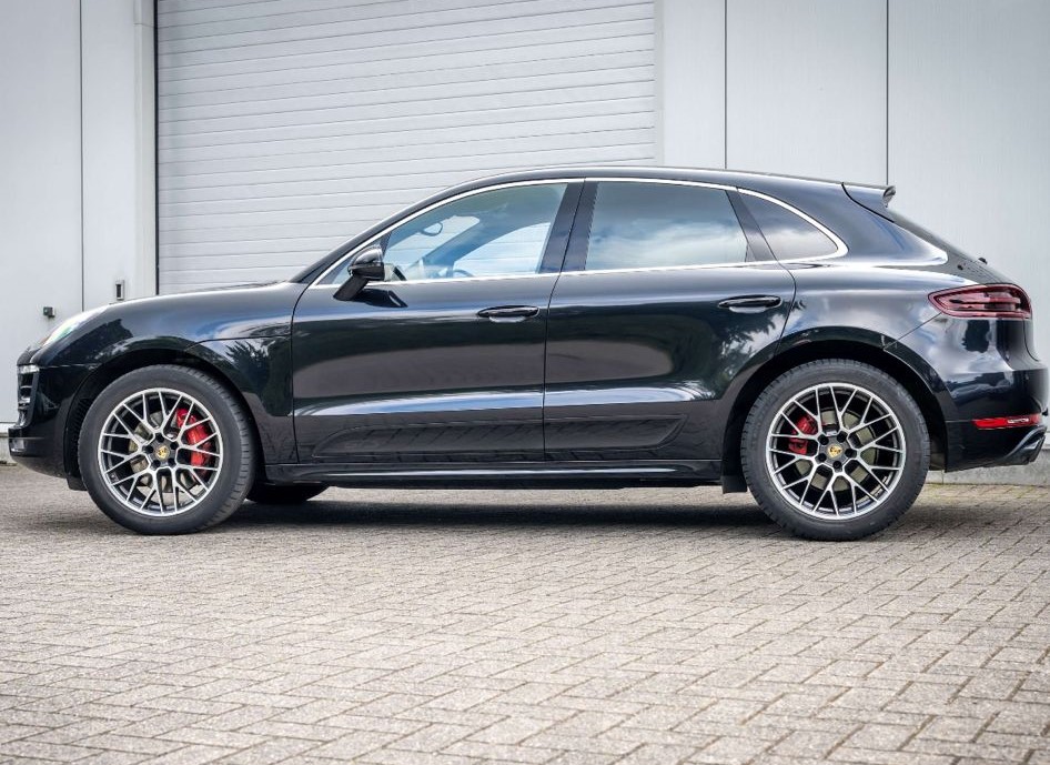 2017 PORSCHE MACAN GTS 3L0 V6 biturbo 360CV PDK