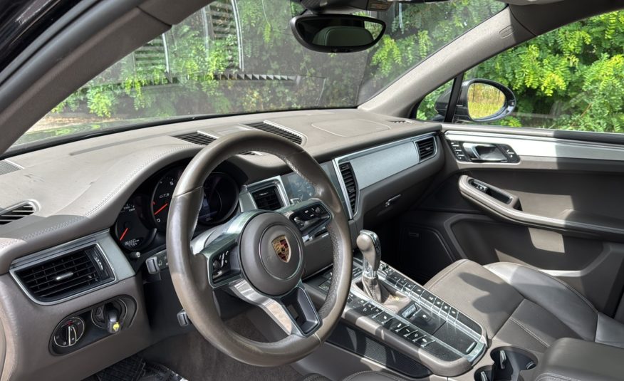 2017 PORSCHE MACAN GTS 3L0 V6 biturbo 360CV PDK