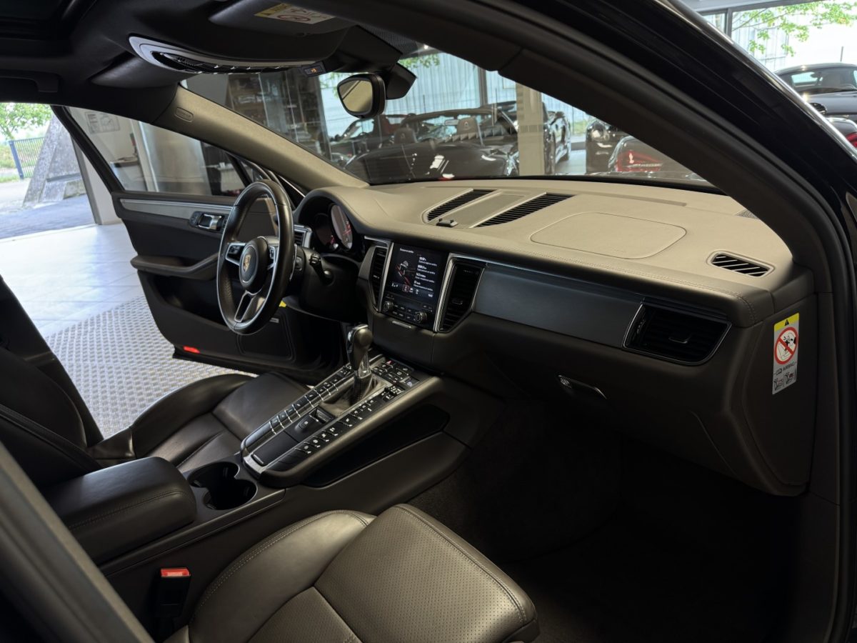 2017 PORSCHE MACAN GTS 3L0 V6 biturbo 360CV PDK