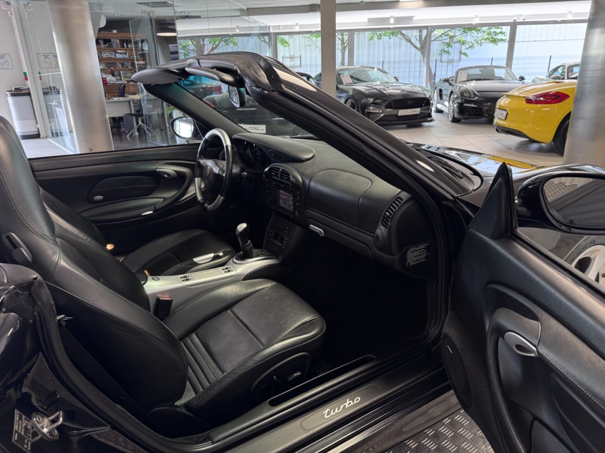 2004 PORSCHE 996 TURBO CABRIOLET 3L6 420CV BV6