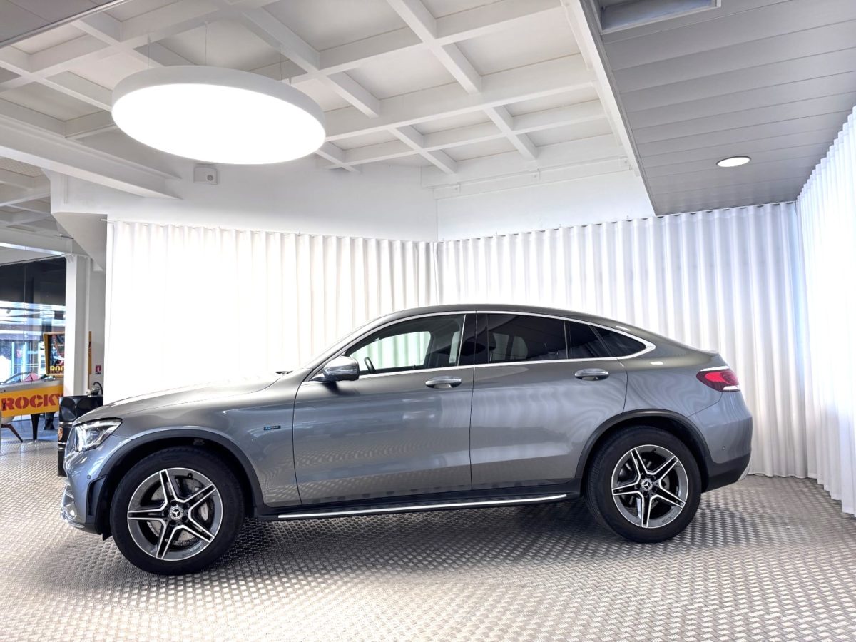 2021 MERCEDES GLC 300E 4MATIC Coupé AMG LINE 9G-Tronic 320CV