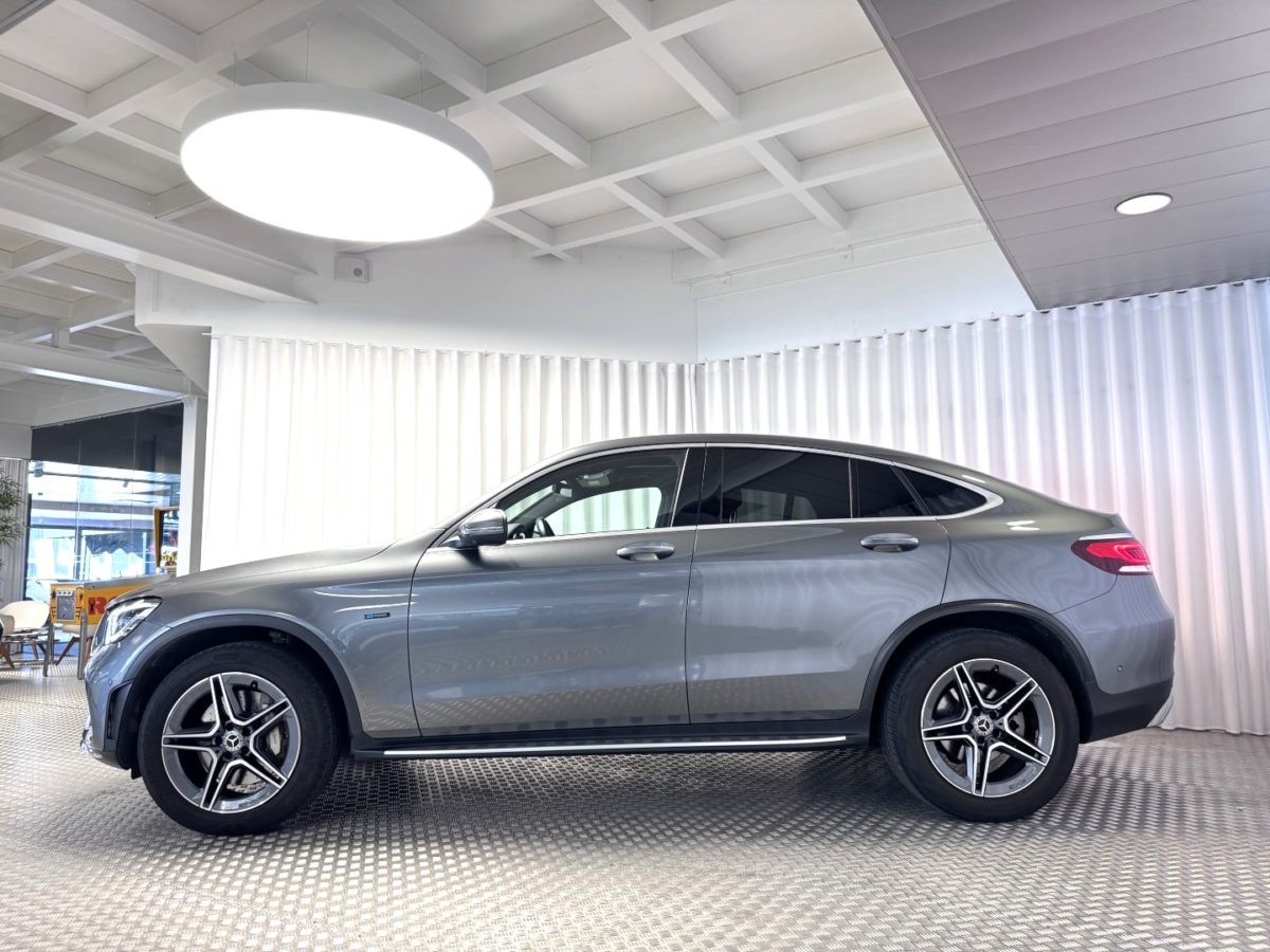 2021 MERCEDES GLC 300E 4MATIC Coupé AMG LINE 9G-Tronic 320CV