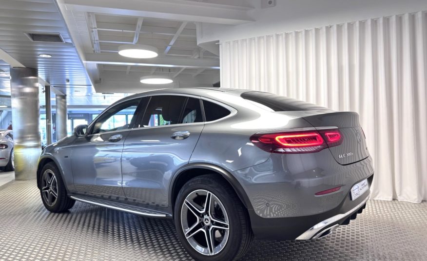 2021 MERCEDES GLC 300E 4MATIC Coupé AMG LINE 9G-Tronic 320CV