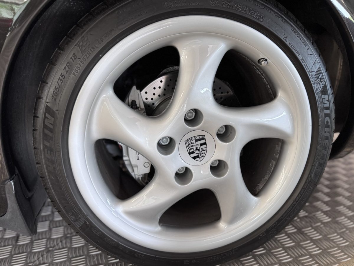 2000 PORSCHE 996 CARRERA 4 3.4 Litres 300CV BV6