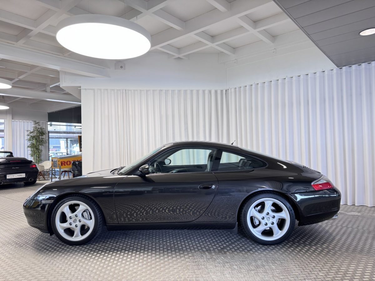 2000 PORSCHE 996 CARRERA 4 3.4 Litres 300CV BV6