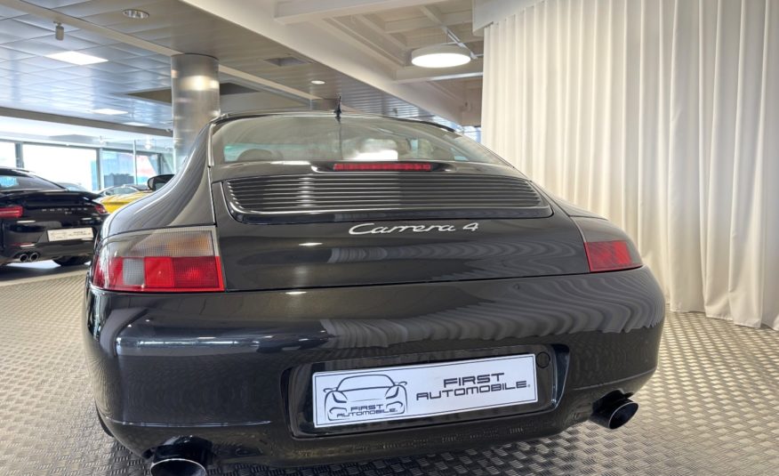 2000 PORSCHE 996 CARRERA 4 3.4 Litres 300CV BV6