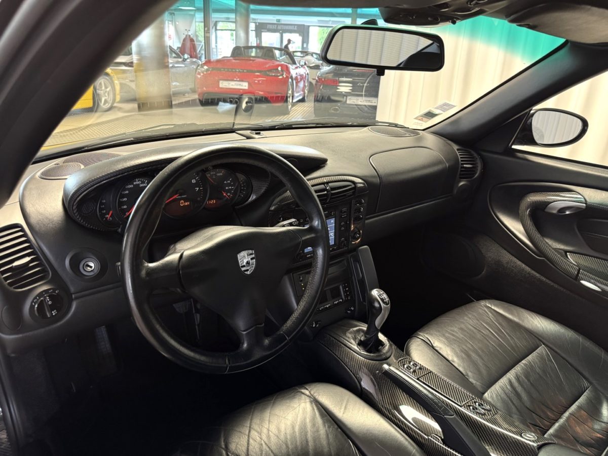 2000 PORSCHE 996 CARRERA 4 3.4 Litres 300CV BV6