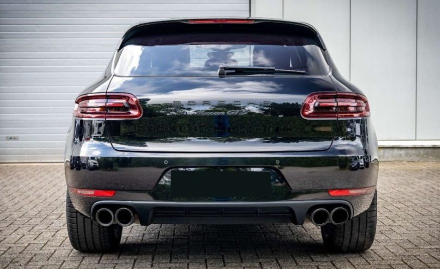 2017 PORSCHE MACAN GTS 3L0 V6 biturbo 360CV PDK