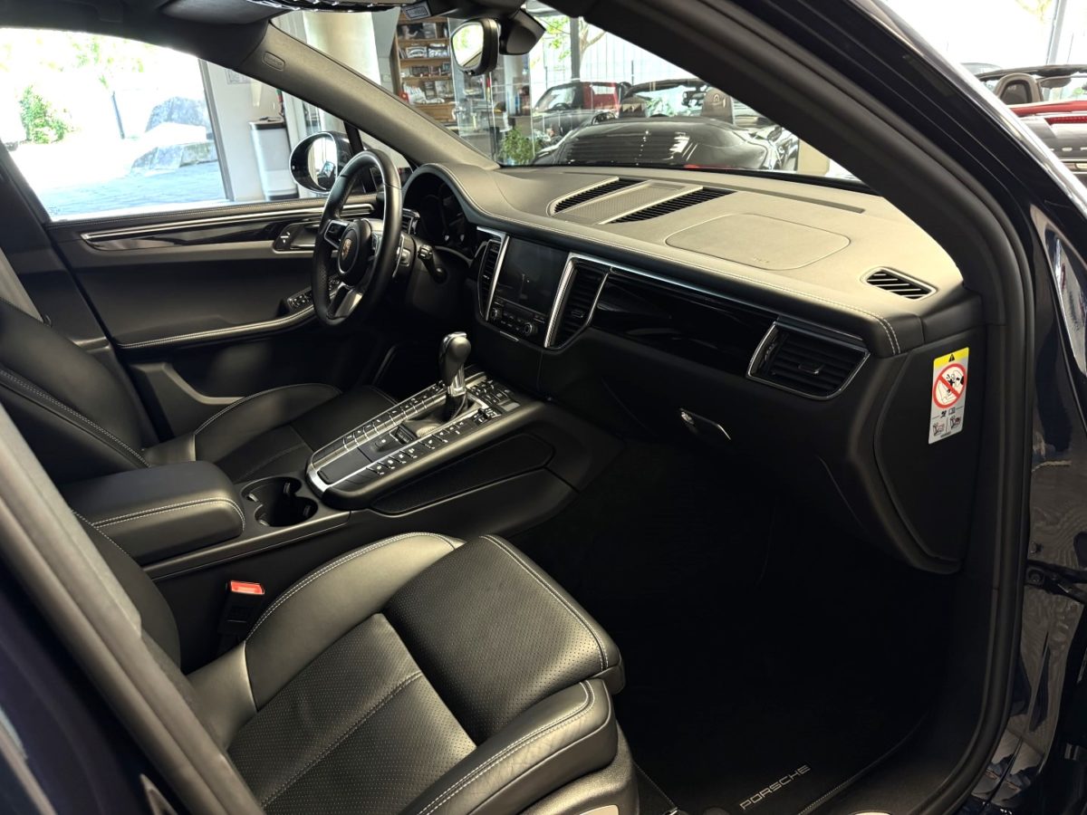 2018 PORSCHE MACAN GTS 3L0 V6 biturbo 360CV PDK