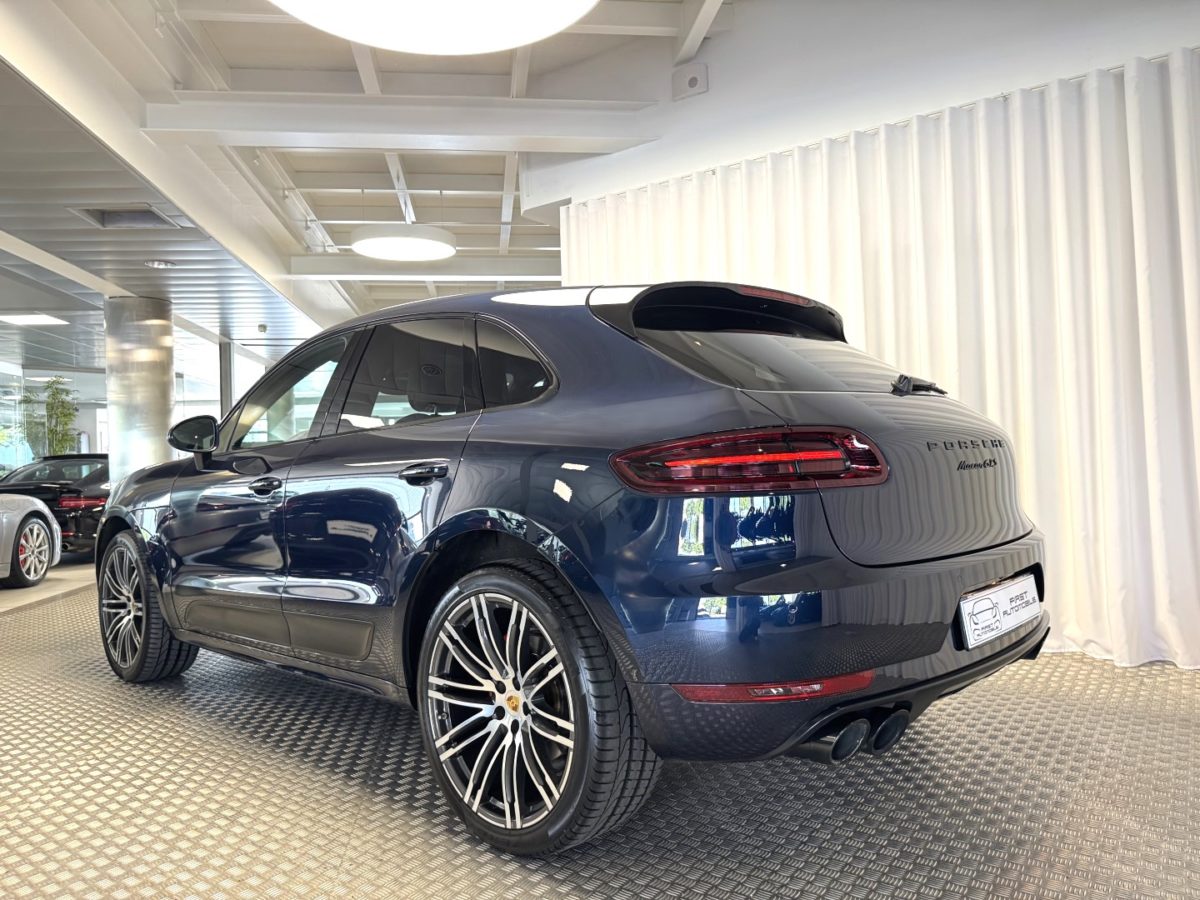2018 PORSCHE MACAN GTS 3L0 V6 biturbo 360CV PDK