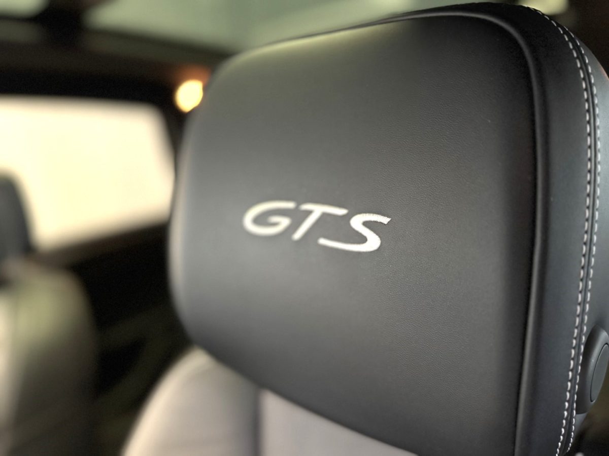 2018 PORSCHE MACAN GTS 3L0 V6 biturbo 360CV PDK