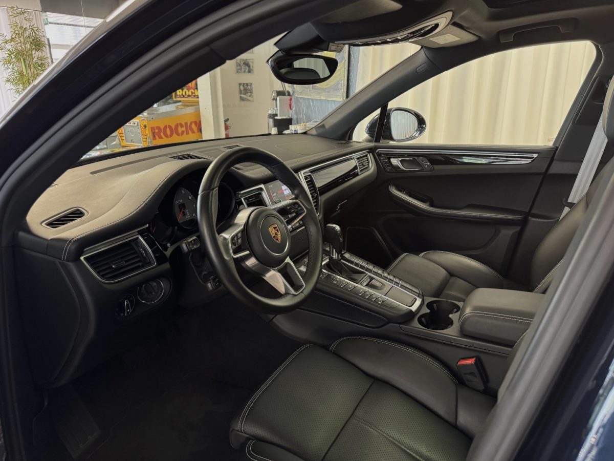 2018 PORSCHE MACAN GTS 3L0 V6 biturbo 360CV PDK