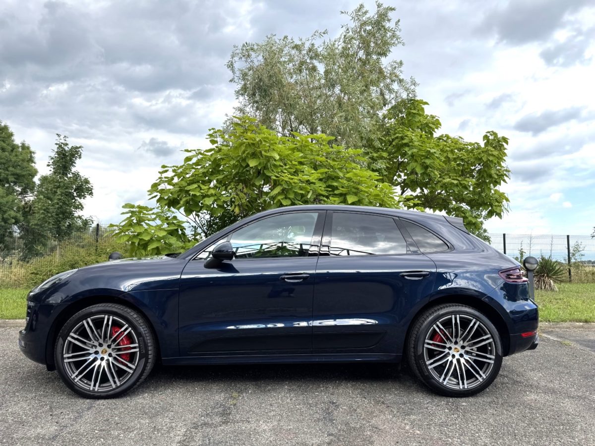 2018 PORSCHE MACAN GTS 3L0 V6 biturbo 360CV PDK