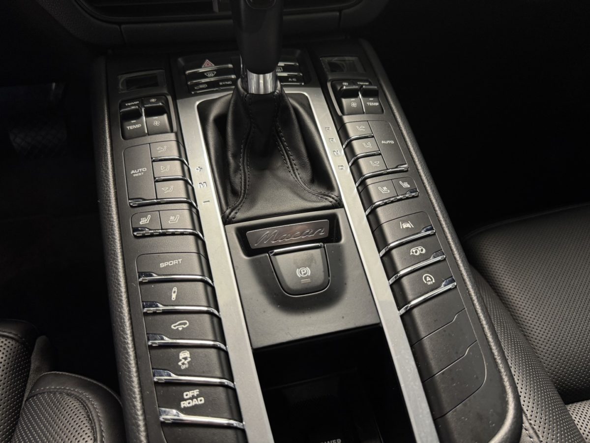 2019 PORSCHE MACAN 2.0 Litres turbo PHASE 2 245CV PDK