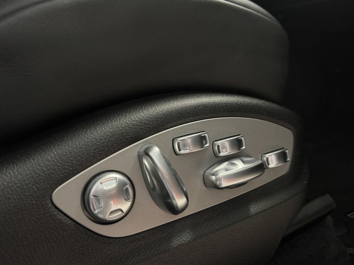 2019 PORSCHE MACAN 2.0 Litres turbo PHASE 2 245CV PDK