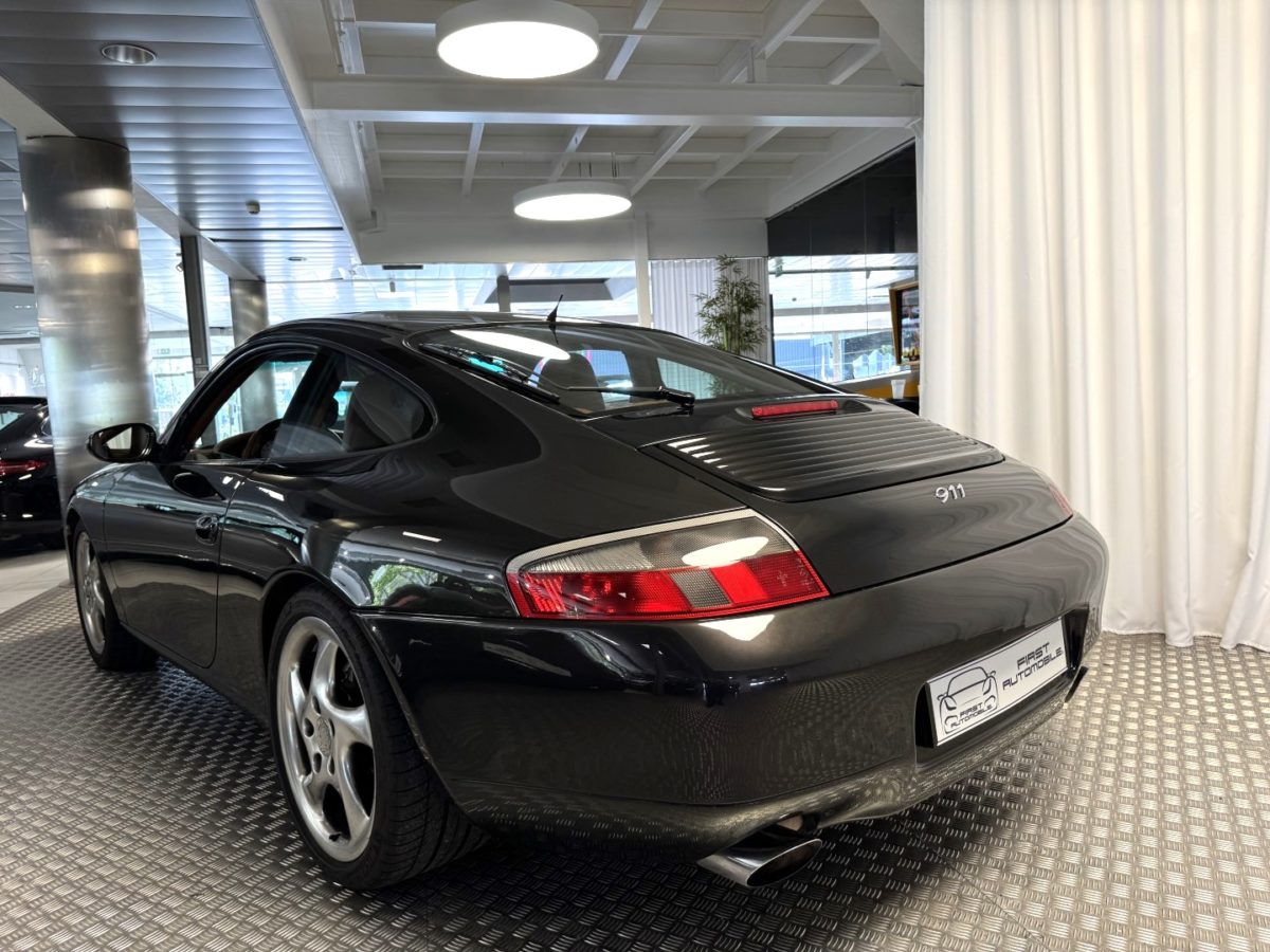 2000 PORSCHE 996 MILLENIUM CARRERA 4 3L4 300CV BV6