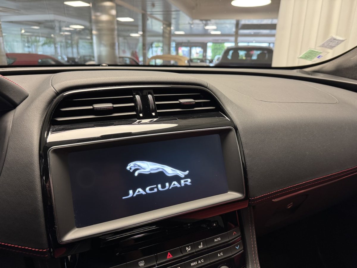 2020 JAGUAR F-PACE 2.0 D 180 CH CHEQUERED FLAG AWD BVA8