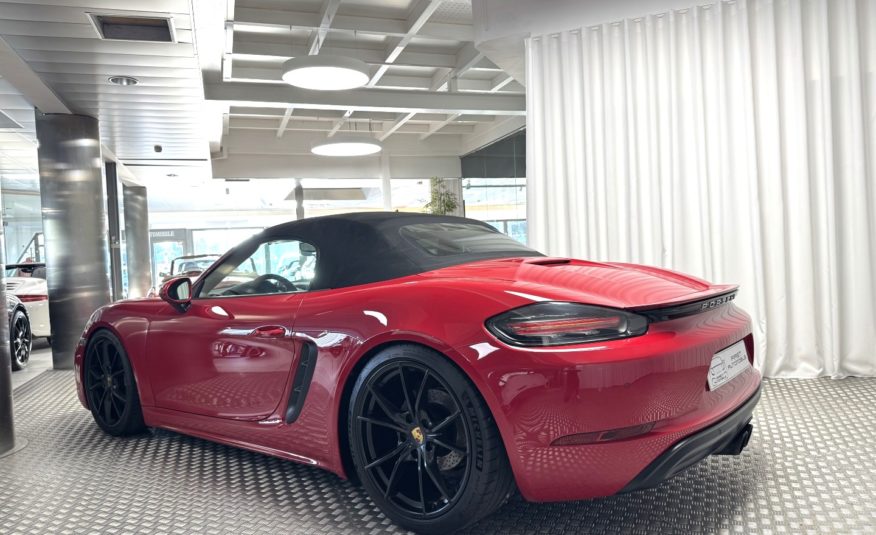 2017 PORSCHE BOXSTER 718 2L0 300CV PDK PSE