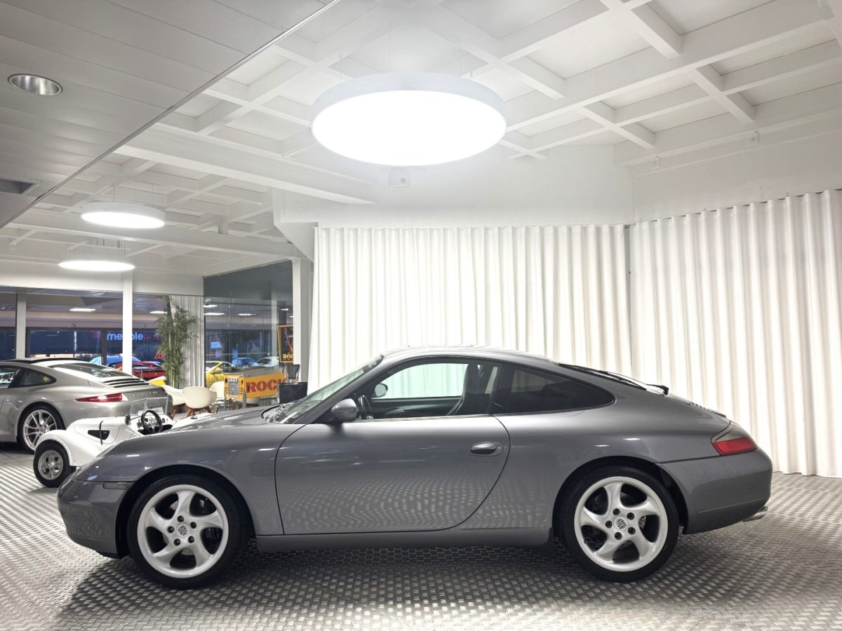 2001 PORSCHE 996 CARRERA 3L4 300CV BV6